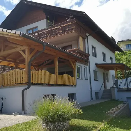 Haus Im Gruenen